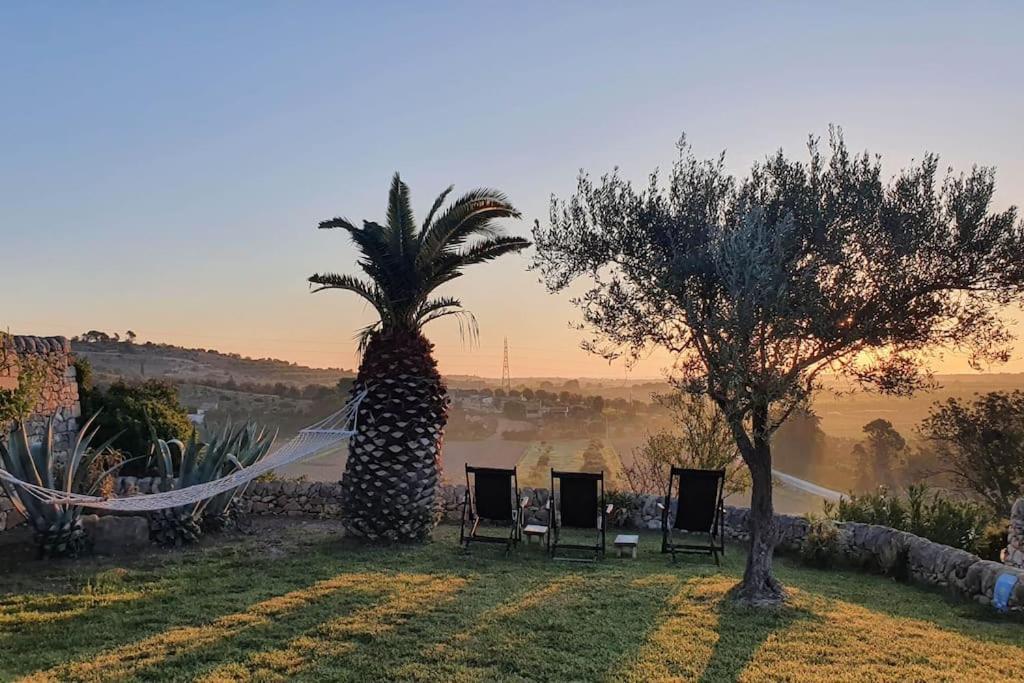 Villa Calma Noto Eksteriør billede