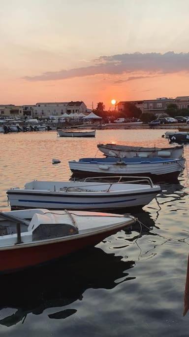 Villa Calma Noto Eksteriør billede